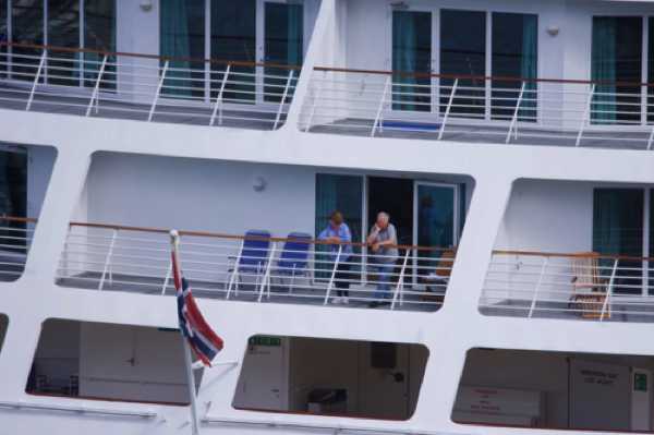 19 August 2022 - 15:04:56

 -------------- 
Hertigruten cruise ship Maud departs Dartmouth
